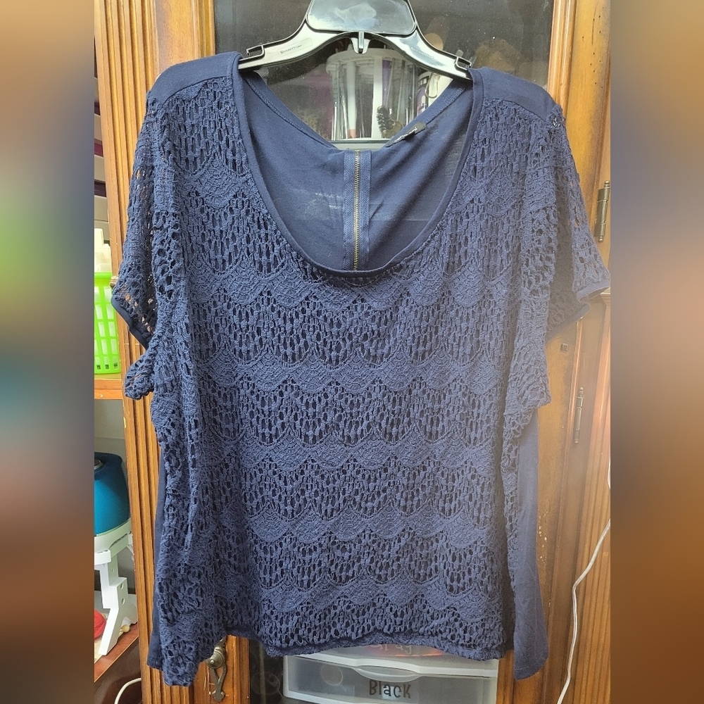 Verve Ami 3X Dark Blue Lace Overlay Short Sleeve Top